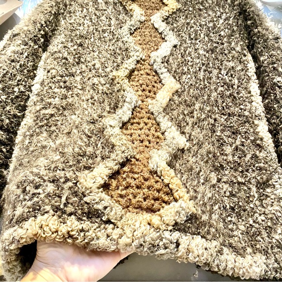 Artisan Aztec Nordic vibe sweater jacket w southwestern vibe - Picture 15 of 16